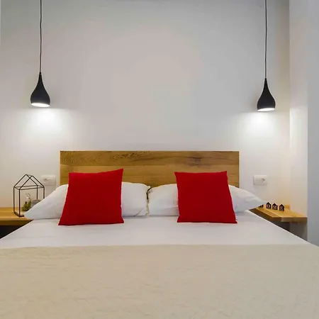 Bulli Croatia 4* Donji Seget
