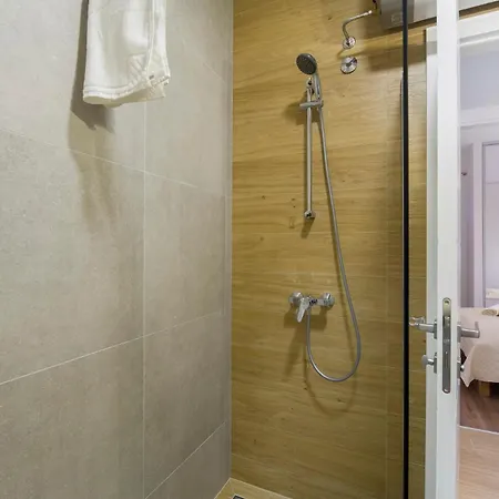 Bulli Croatia Guest house Seget Donji